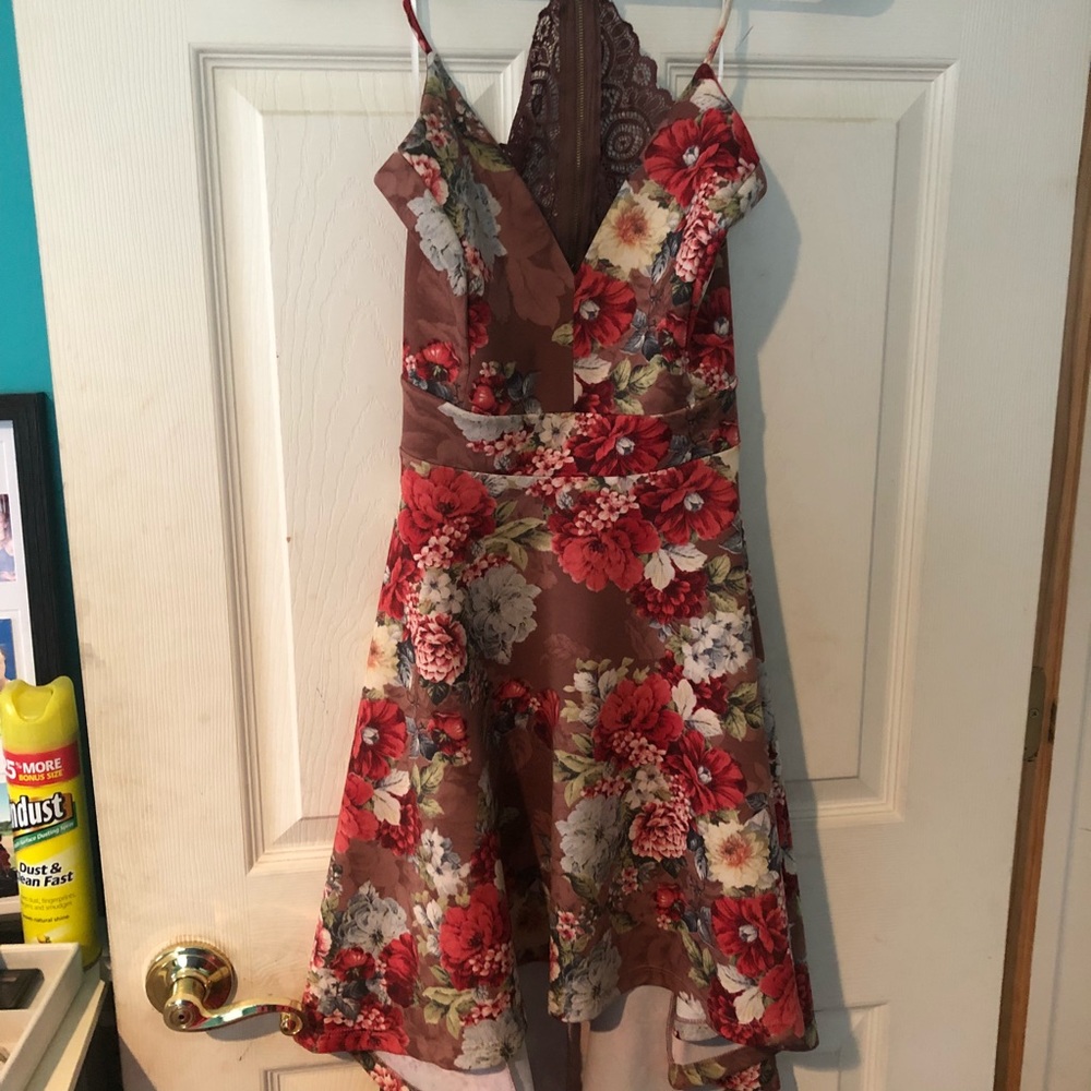Windsor Floral High Low Lace Back Dress 🌺🌷🌸